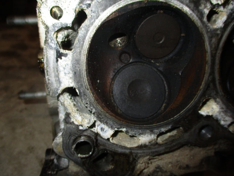 Suzuki DF60 60hp 4 stroke outboard cylinder head