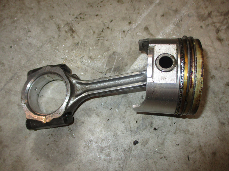 Suzuki DF60 60hp 4 stroke outboard piston and rod (12111-99E01)