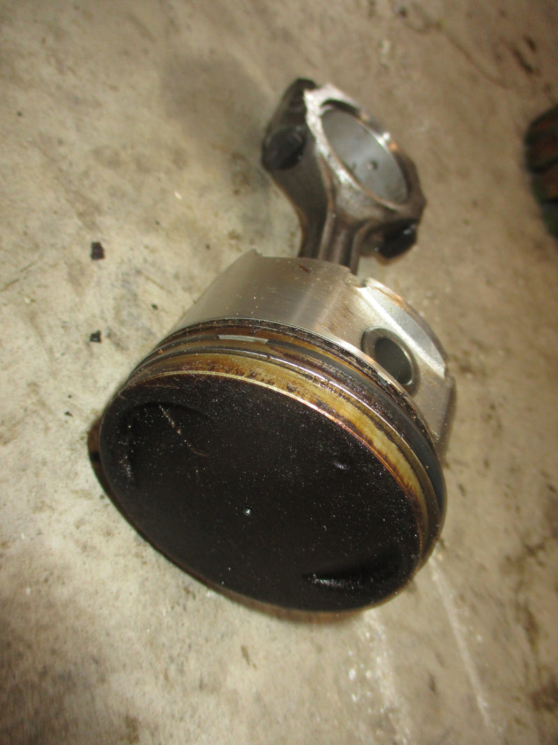 Suzuki DF60 60hp 4 stroke outboard piston and rod (12111-99E01)