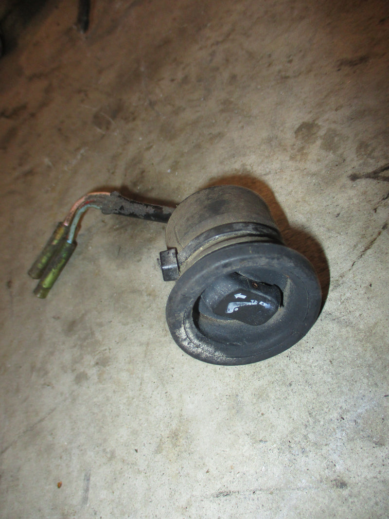 Suzuki DT115S 115hp 2 stroke outboard tilt trim switch (37850-95602)