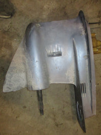 Load image into Gallery viewer, Yamaha 225hp 2.6L 2 stroke Precision Blend outboard 25" lower unit
