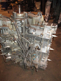 Load image into Gallery viewer, Yamaha 225hp 2 stroke Precision Blend outboard crankcase powerhead 2.6L
