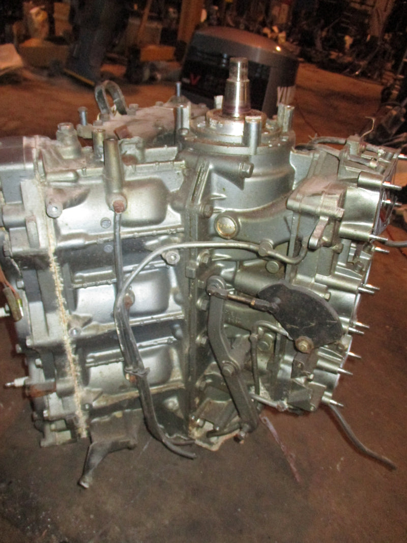 Yamaha 225hp 2 stroke Precision Blend outboard crankcase powerhead 2.6L