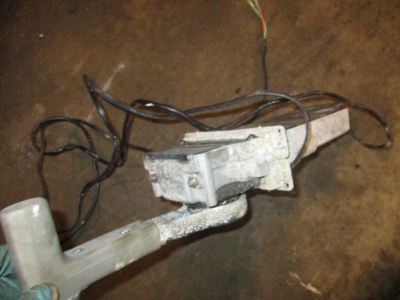 Yamaha outboard top mount control box