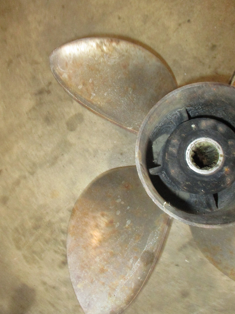 Evinrude outboard stainless steel 4 blade propeller 14.25x19