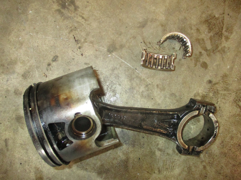 Evinrude 200hp Ficht 2 stroke outboard port piston and rod (5005044)