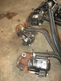 Load image into Gallery viewer, Evinrude 200hp Ficht 2 stroke outboard fuel injector set (5004285)
