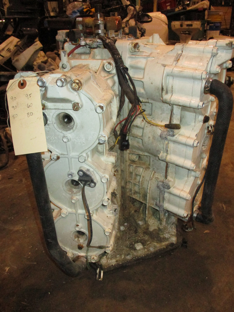 Suzuki DT175 175hp outboard crankcase powerhead