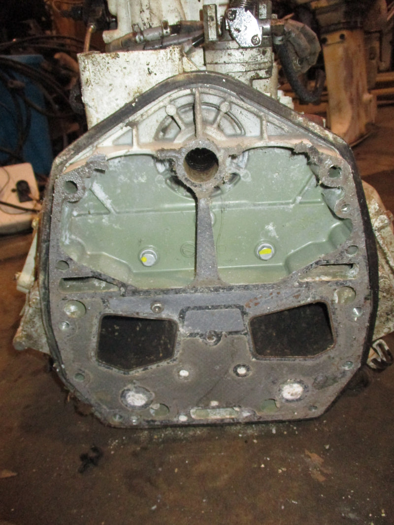 Suzuki DT175 175hp outboard crankcase powerhead