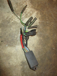 Load image into Gallery viewer, Suzuki DT175 175hp outboard low oil warning module (37875-87D20)
