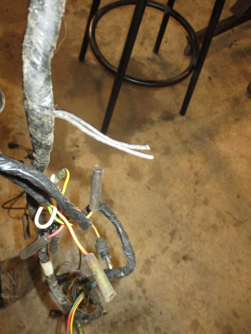 Suzuki DT175 175hp outboard engine wiring harness (36610-87D01)