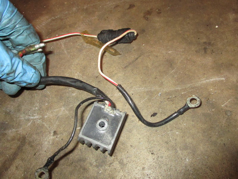 Suzuki 9.9hp 4 stroke outboard rectifier regulator (32800-95D01)