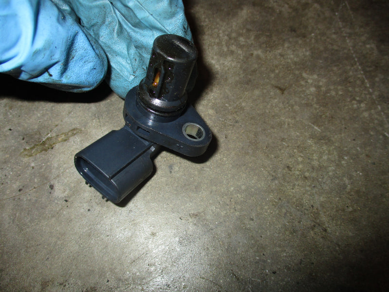 Suzuki DF90A 90hp outboard cam position sensor (33220-58J20)