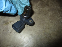 Load image into Gallery viewer, Suzuki DF90A 90hp outboard cam position sensor (33220-58J20)
