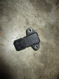 Load image into Gallery viewer, Suzuki DF90A 90hp outboard map sensor (18590-68H00)
