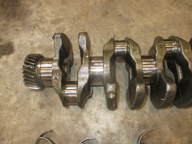 Suzuki DF90 90hp outboard crankshaft (12220-90J01)