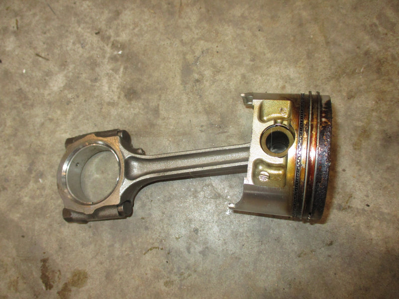 Suzuki DF90 90hp outboard piston and rod (12111-90J01)