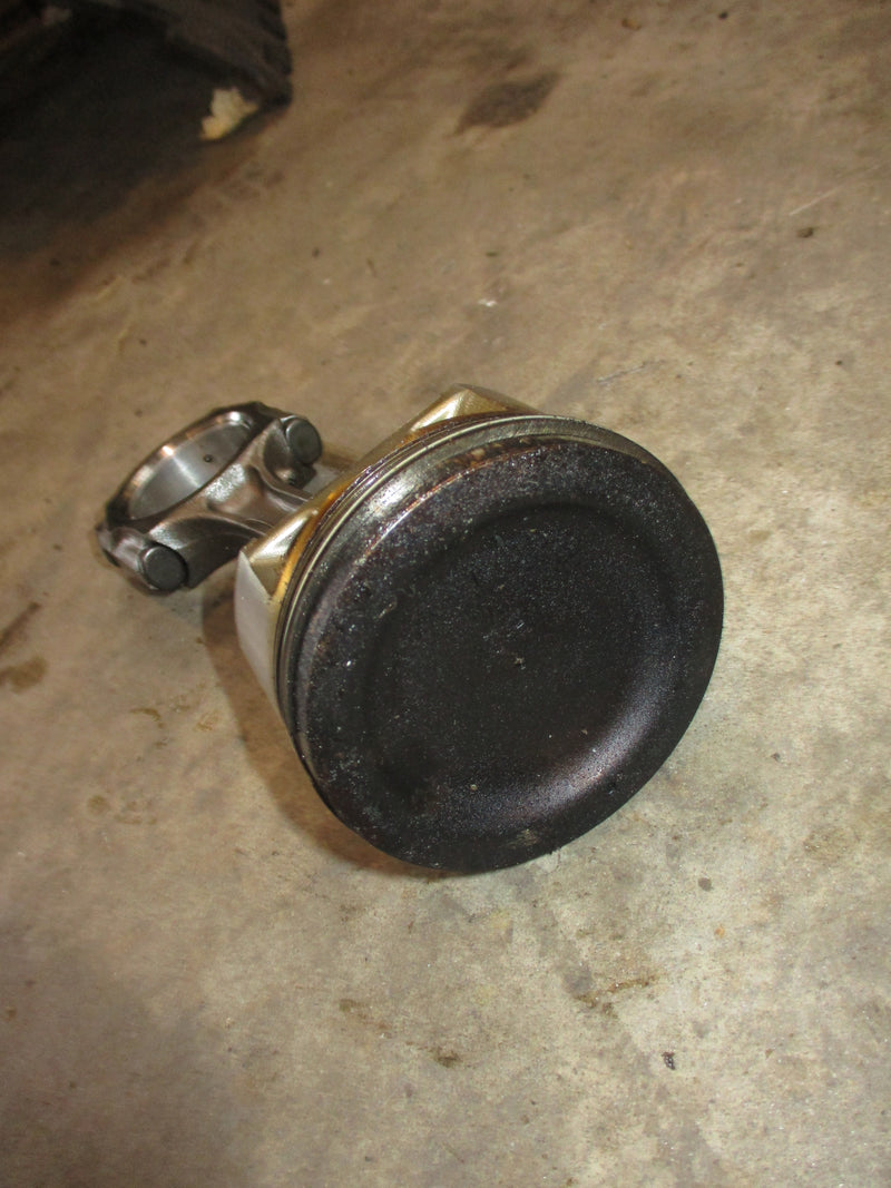 Suzuki DF90 90hp outboard piston and rod (12111-90J01)