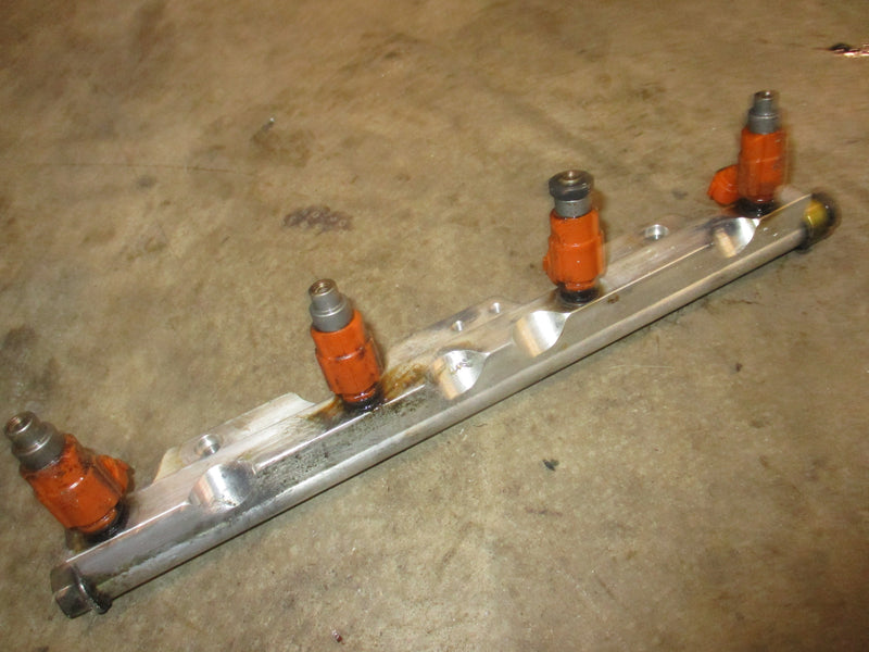Johnson 140hp 4 stroke outboard fuel rail and injector set (5033708)