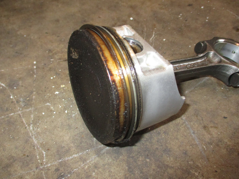 Johnson 140hp 4 stroke outboard piston and rod (50330213)