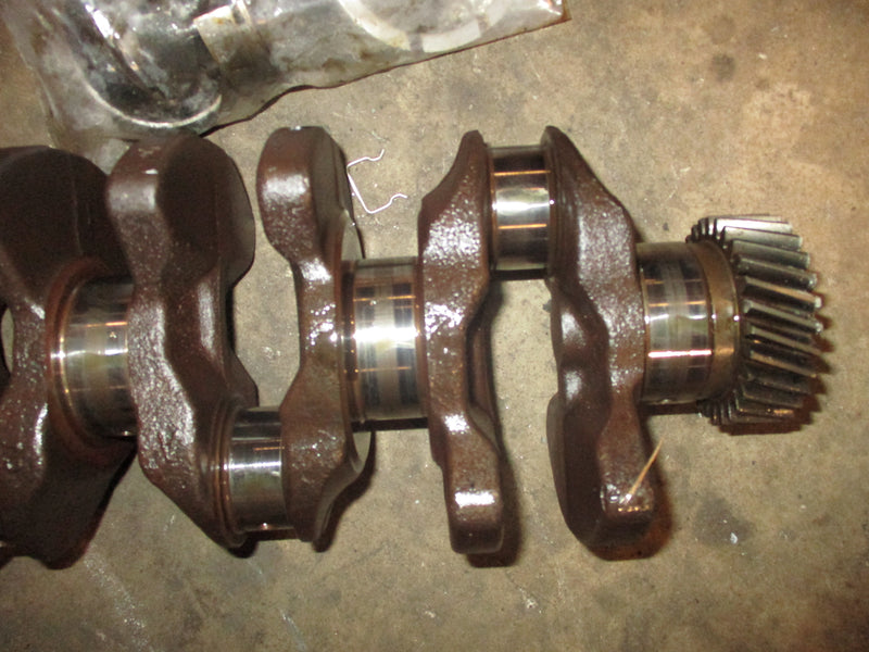 Suzuki DF115 115hp outboard crankshaft (12220-90J01)