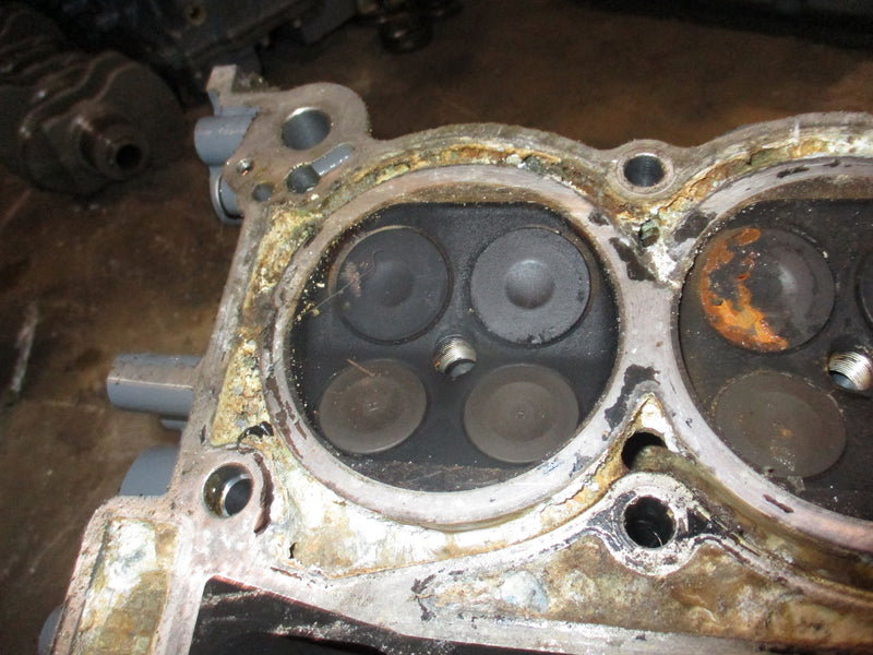 Suzuki DF200 200hp outboard port cylinder head (11103-93J11)