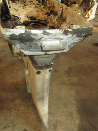 Load image into Gallery viewer, Johnson 70hp 2 stroke outboard 20&quot; midsection
