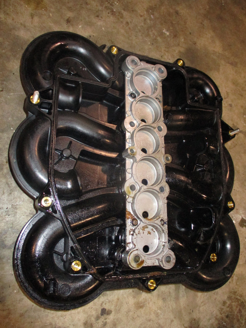 Suzuki DF200 200hp outboard intake collector (13130-93J30)