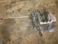 Load image into Gallery viewer, Suzuki DT50 50hp outboard lower unit with 20" shaft FOR PARTS
