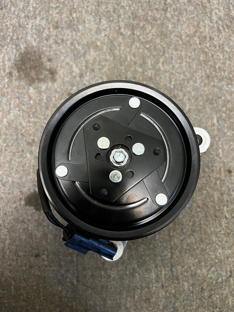 Jeep Liberty / Dodge Nitro A/C compressor (CO10900C)