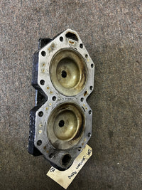 Load image into Gallery viewer, Johnson 90hp 2 stroke outboard cylinder head (34950)
