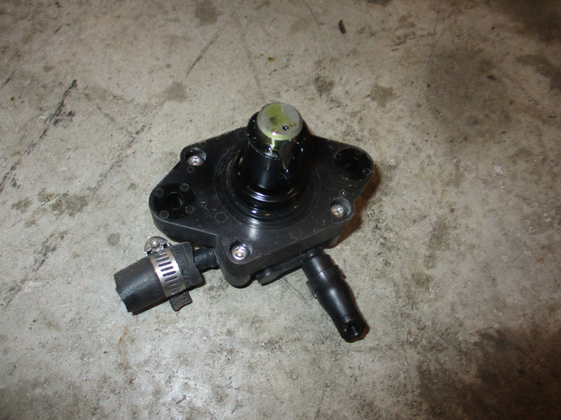 Suzuki DF90 90hp outboard fuel pump (15100-90J10)