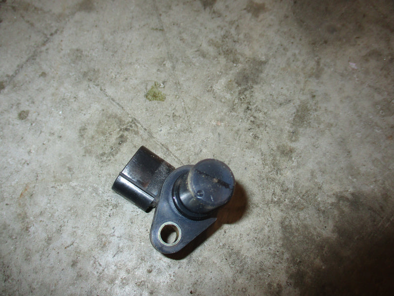 Suzuki DF90 90hp outboard cam position sensor