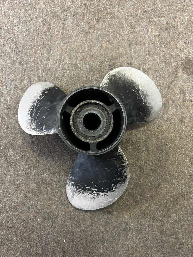 Yamaha outboard turning point hustler aluminum propeller 17P