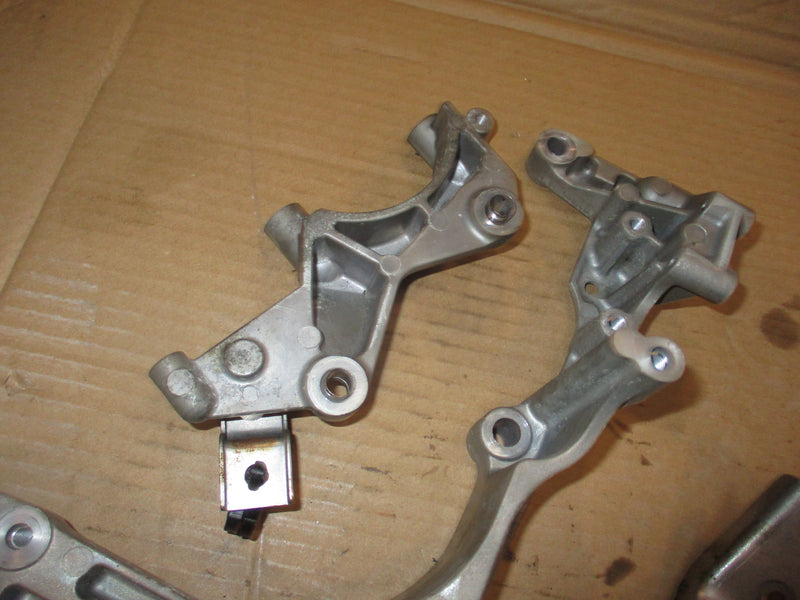 2013 Yamaha 200hp 4 stroke 4 cylinder outboard bracket set