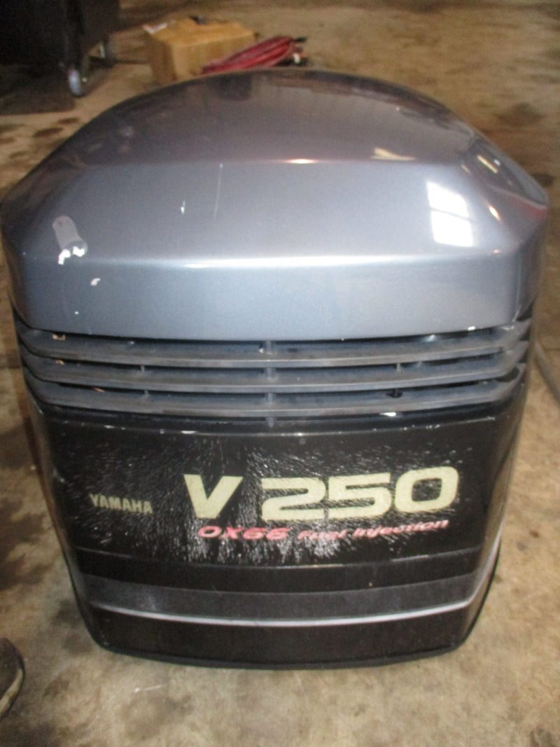 Yamaha SWS OX66 250hp outboard top cowling