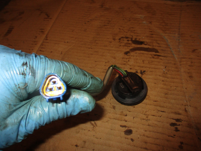 Yamaha 100hp 4 stroke outboard tilt trim switch (63D-82563-10)