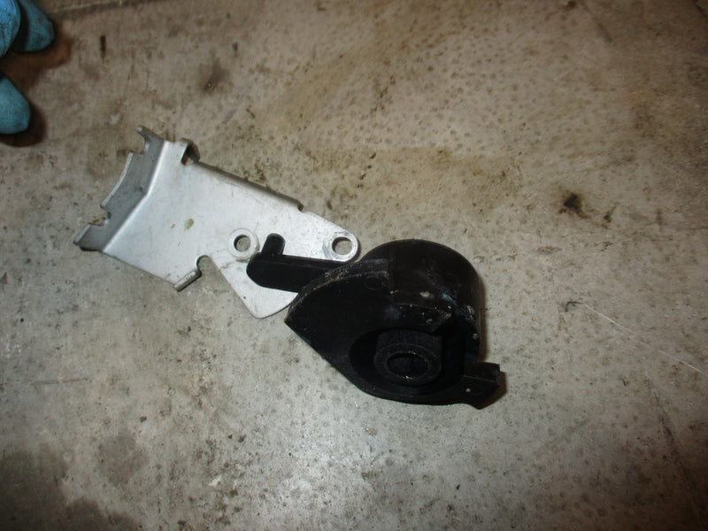Yamaha 15hp 4 stroke outboard throttle bracket