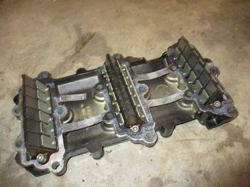 Mercury Optimax 115hp outboard intake manifold with reed valves