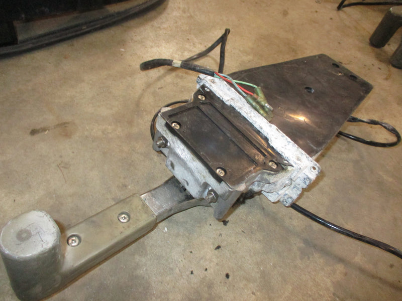 Yamaha outboard 704 top mount control box FOR PARTS #11