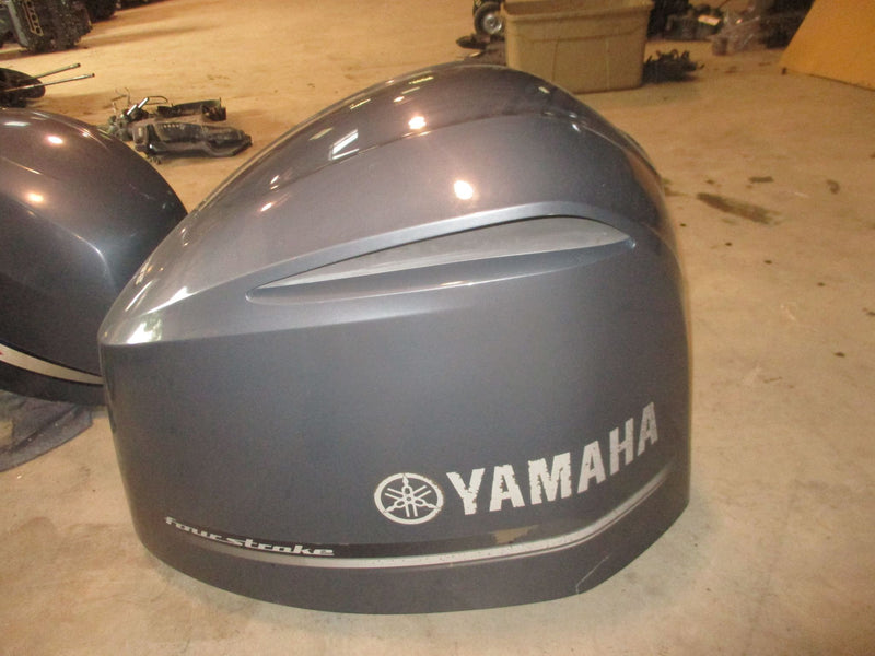 Yamaha 350hp 4 stroke outboard top cowling