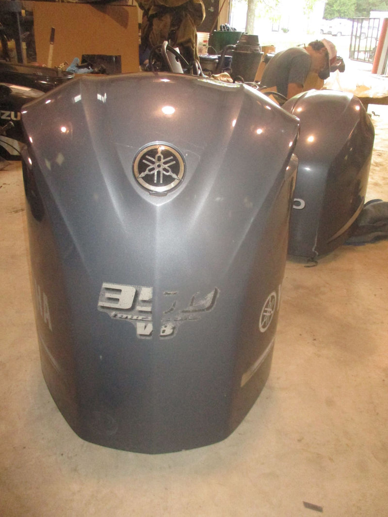 Yamaha 350hp 4 stroke outboard top cowling