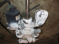 Load image into Gallery viewer, Johnson 115hp 2 stroke outboard tilt trim unit
