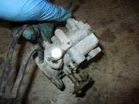 Load image into Gallery viewer, Johnson 70hp 2 stroke outboard carburetor
