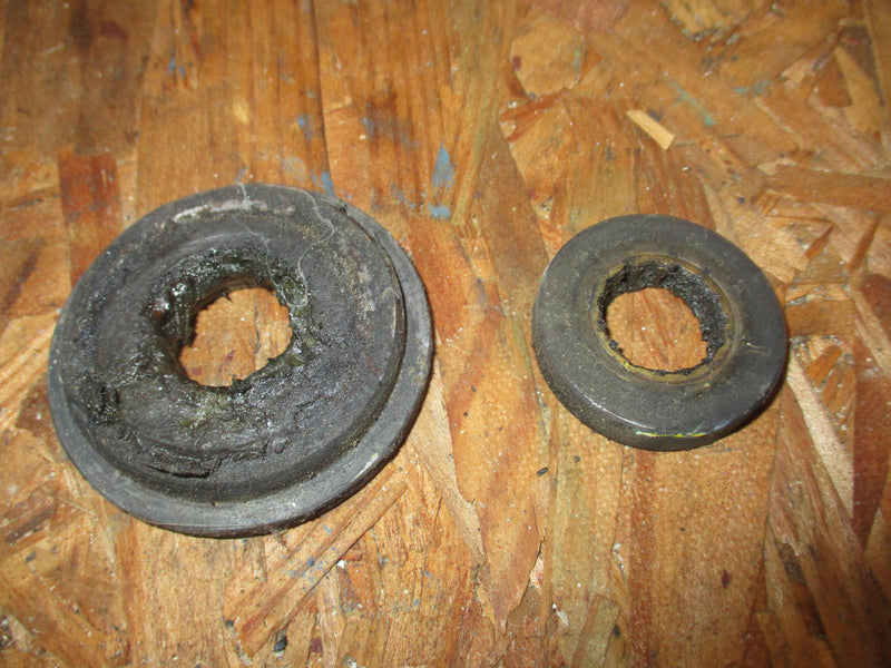 Johnson VRO 150hp 2 stroke outboard thrust washer set