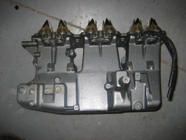 Suzuki outboard Intake Inlet manifold and reeds DT 150 200 225 13110-92E12-0ED