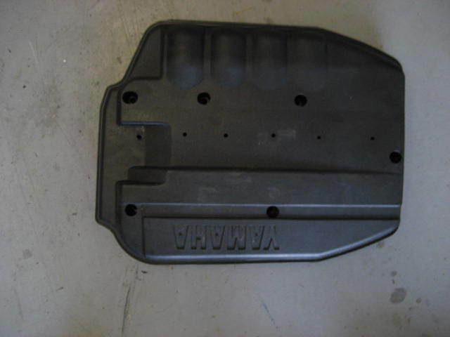 Yamaha Outboard hpdi 150 175 200 hp Intake Silencer Assembly