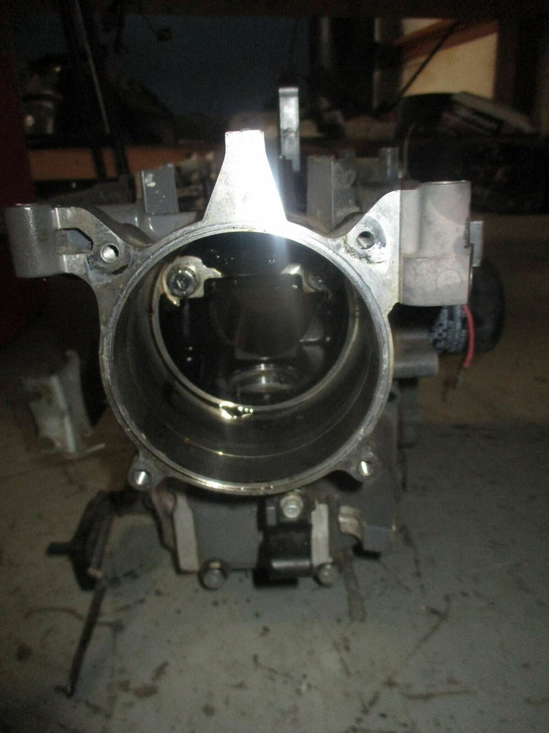 Yamaha 25hp 4 stroke outboard crankcase block