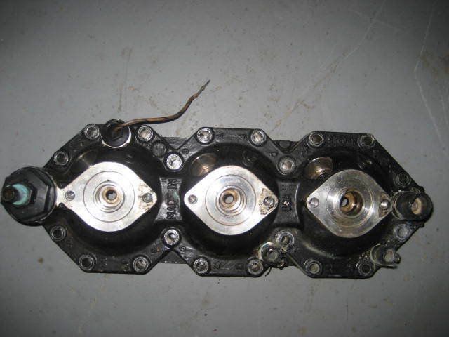 Johnson Evinrude Ficht 150 hp or 175 hp Starboard Cylinder Head 0439563
