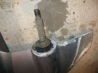 Load image into Gallery viewer, Yamaha 115hp 2 stroke outboard lower unit with 20" shaft
